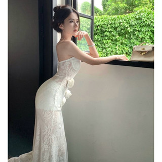 Đầm dự tiệc dáng maxi ren quây ngực đính hoa phong cách sang chảnh