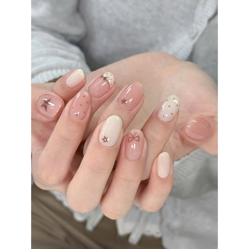 Nail Box 30 Móng Form Tròn Ngắn Họa Tiết Sao Nơ Phong Cách Y2K