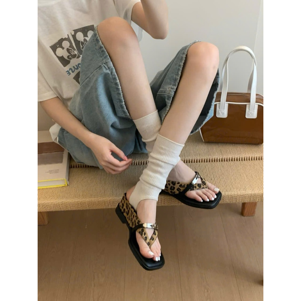 ❤️ Dép xỏ khoá