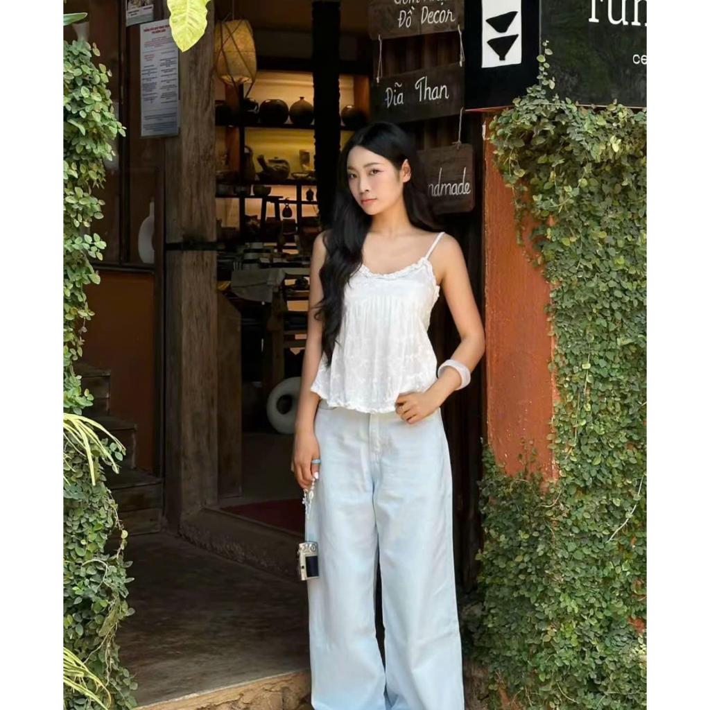 Áo 2 Dây Cổ V Trắng Thêu Nổi Form Xòe Babydoll MORPIN TOP Dáng Ngắn Viền Bèo Ngực SAN Clothings - P200