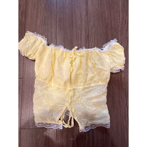 PASS ÁO TRỄ VAI (new 99%)