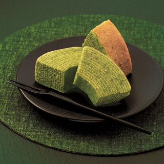 Bánh Baumkuchen Marukin 200g Nhật Bản Mềm Mịn Thơm Béo Chính Hãng Cao Cấp - Fuso Bách Hóa Nhật Bản