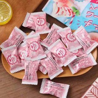 Kẹo Ngậm Kasugai Peach Cream Frappé Candy Vị Kem Đào Thơm Béo (Gói 76g)