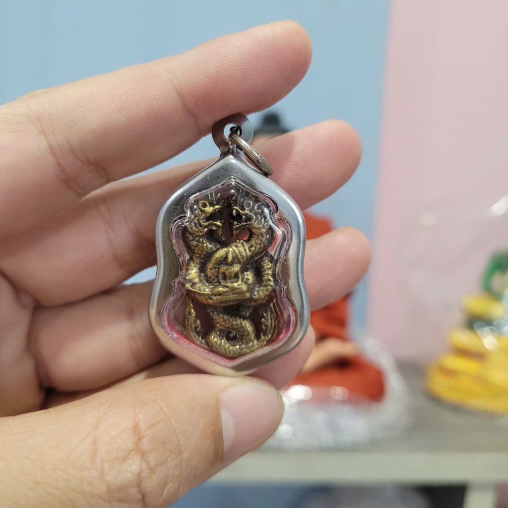 Mặt Dây Chuyền Hình Rắn Naga Khung Kiếng 4cm – Phụ Kiện Trang Sức Unisex Cá Tính