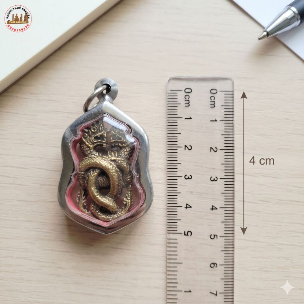 Mặt Dây Chuyền Hình Rắn Naga Khung Kiếng 4cm – Phụ Kiện Trang Sức Unisex Cá Tính