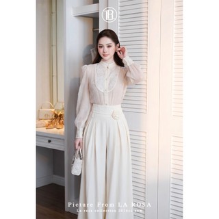 Set Công Sở, Dự Tiệc Sang Trọng LA ROSA Áo Tơ Sơ Mi Tay Dài Bồng Phối Quần Ống Rộng Kèm Đai Hoa S1087