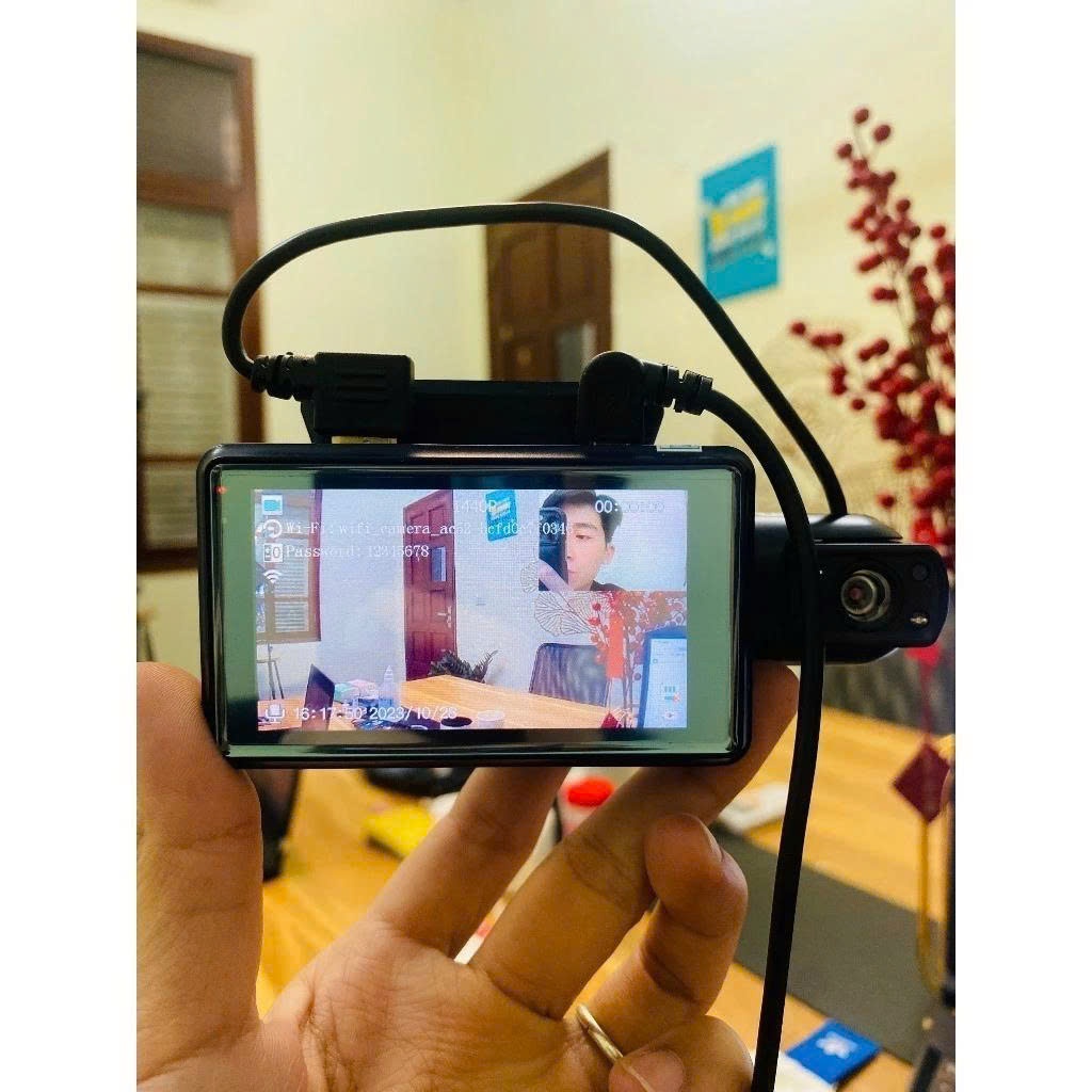 Camera hành trình ô tô XETABON 4TAXI WIFI Ghi hình trước trong Kết nối điện thoại Phân giải 1080HD Bảo hành 12 tháng