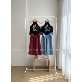 Sét áo nhung the cổ yếm viền lụa thêu Thiếu nữ bên hoa sen + quần xuông lụa #10142