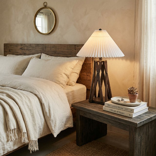 Đèn Ngủ Để Bàn HILEKS Thiết Kế Hiện Đại Chân Gỗ Chắc Chắn Chụp Đèn Xếp Ly Decor Sang Trọng