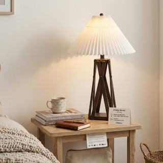 Đèn Ngủ Để Bàn HILEKS Thiết Kế Hiện Đại Chân Gỗ Chắc Chắn Chụp Đèn Xếp Ly Decor Sang Trọng