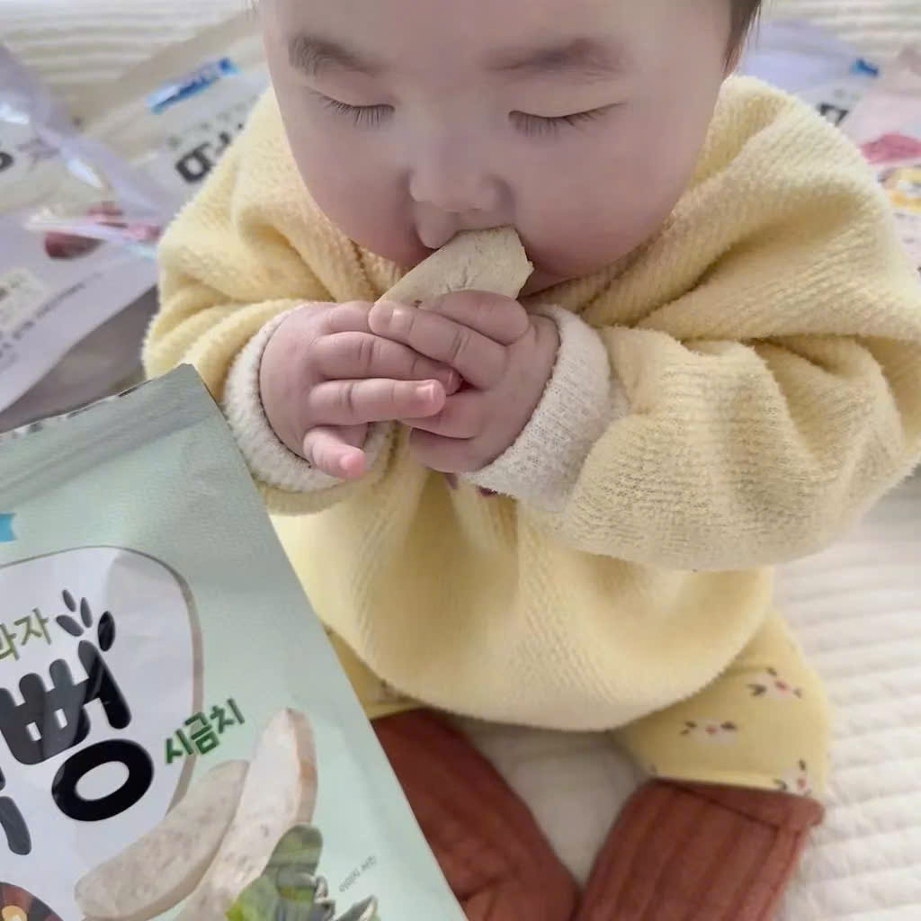 Bánh Gạo Ăn Dặm Hữu Cơ ILDONG Ayiyum 30g Cho Bé 5M+. Bánh Gạo Ăn Dặm Cho Bé