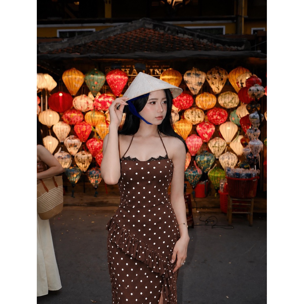 VÁY MAXI 2 DÂY CHẤM BI PHỐI REN TUA BÈO ĐI BIỂN HOT HIT KIỂU PHÁP by PINKS.tore