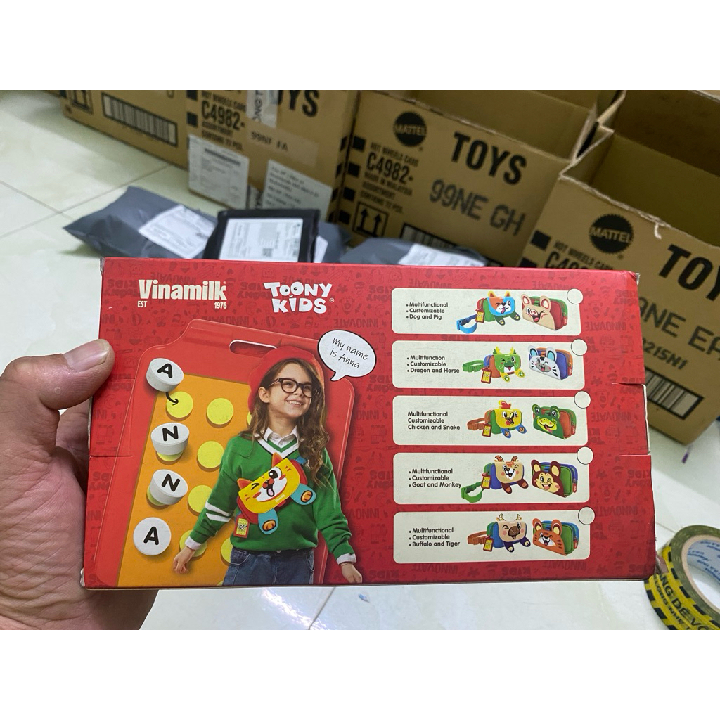 Túi đeo chéo thương hiệu Toony Kids ( Quà tặng Vinamilk)