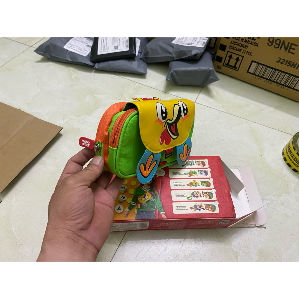 Túi đeo chéo thương hiệu Toony Kids ( Quà tặng Vinamilk)