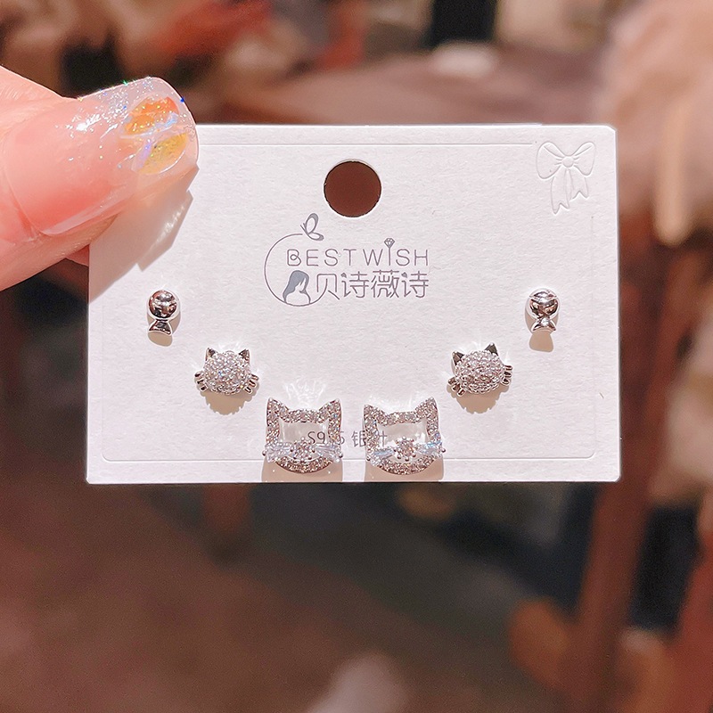 V.I.T Accessories | Set bông tai mèo đính đá 6 chiếc (1 màu)