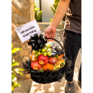 GIỎ QUÀ TRÁI CÂY KÍNH VIẾNG
