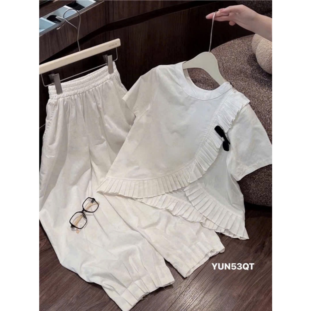 Set Bộ Áo Cổ Tròn Tay Ngắn Phối Vạt Chéo Bèo Nhún Kèm Quần Dài Ống Suông Gấu Bèo Chất Dù Nhăn Thời Trang Nữ