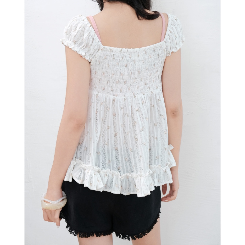 Áo Nữ FIENTO Top Cổ Tim Phối Dây Họa Tiết Hoa Dễ Thương SECODEE