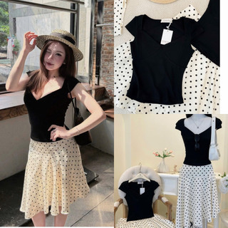 SEP House - Set áo thun đen ôm cổ tim s phối chân váy lụa chấm bi tà xéo lệch trendy tôn dáng - Hàng loại 1