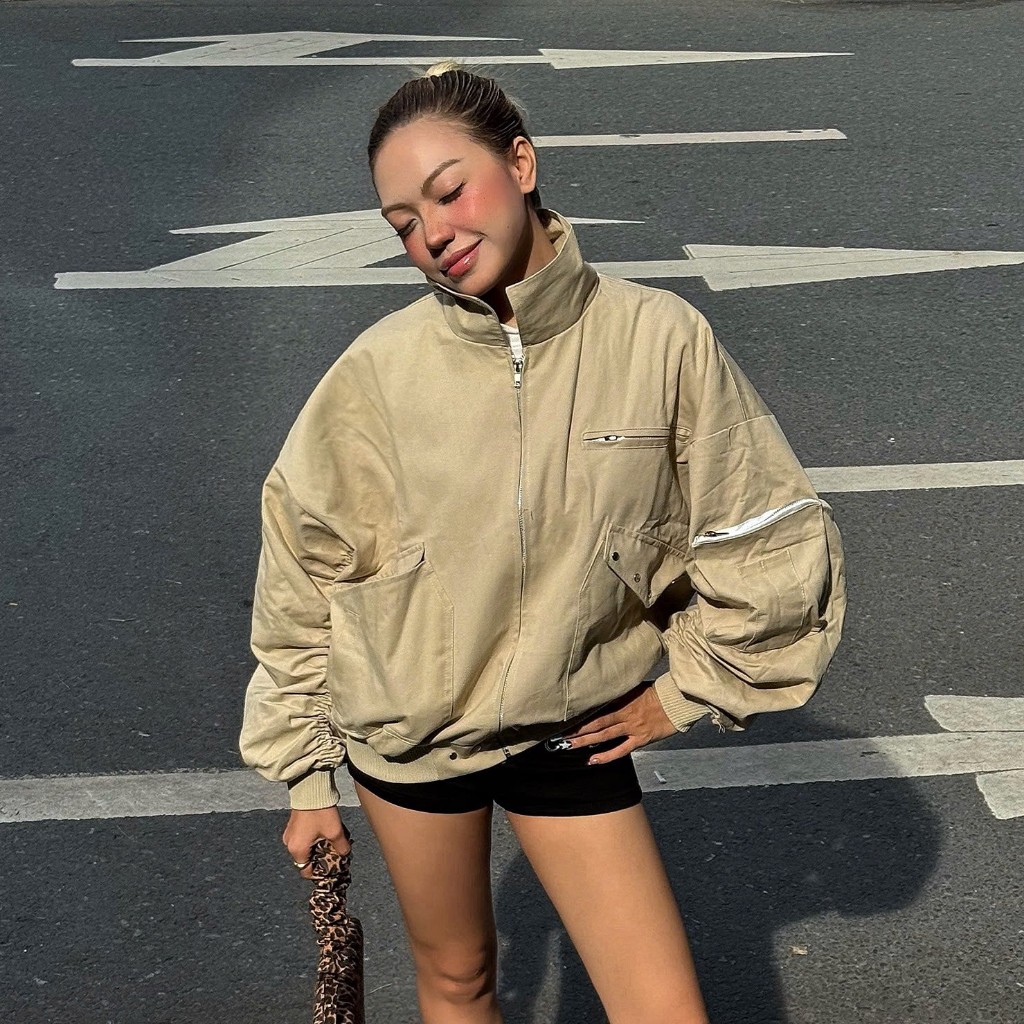 Bad Choices | Áo Bomber boxy STUD BUTTON vải kaki lót dù