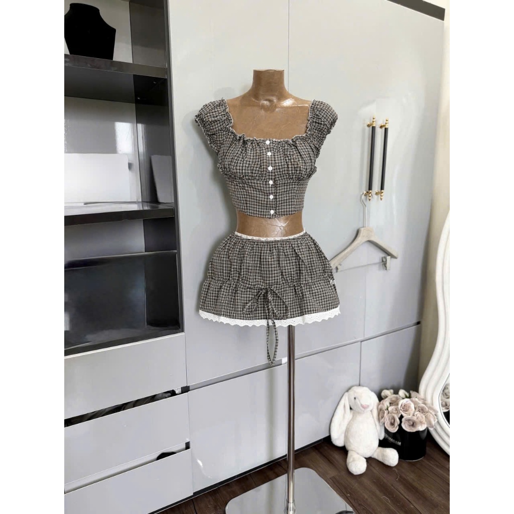 ZIMM STORE-Set bộ áo croptop cổ vuông tay ngắn kẻ caro phối chân váy ngắn