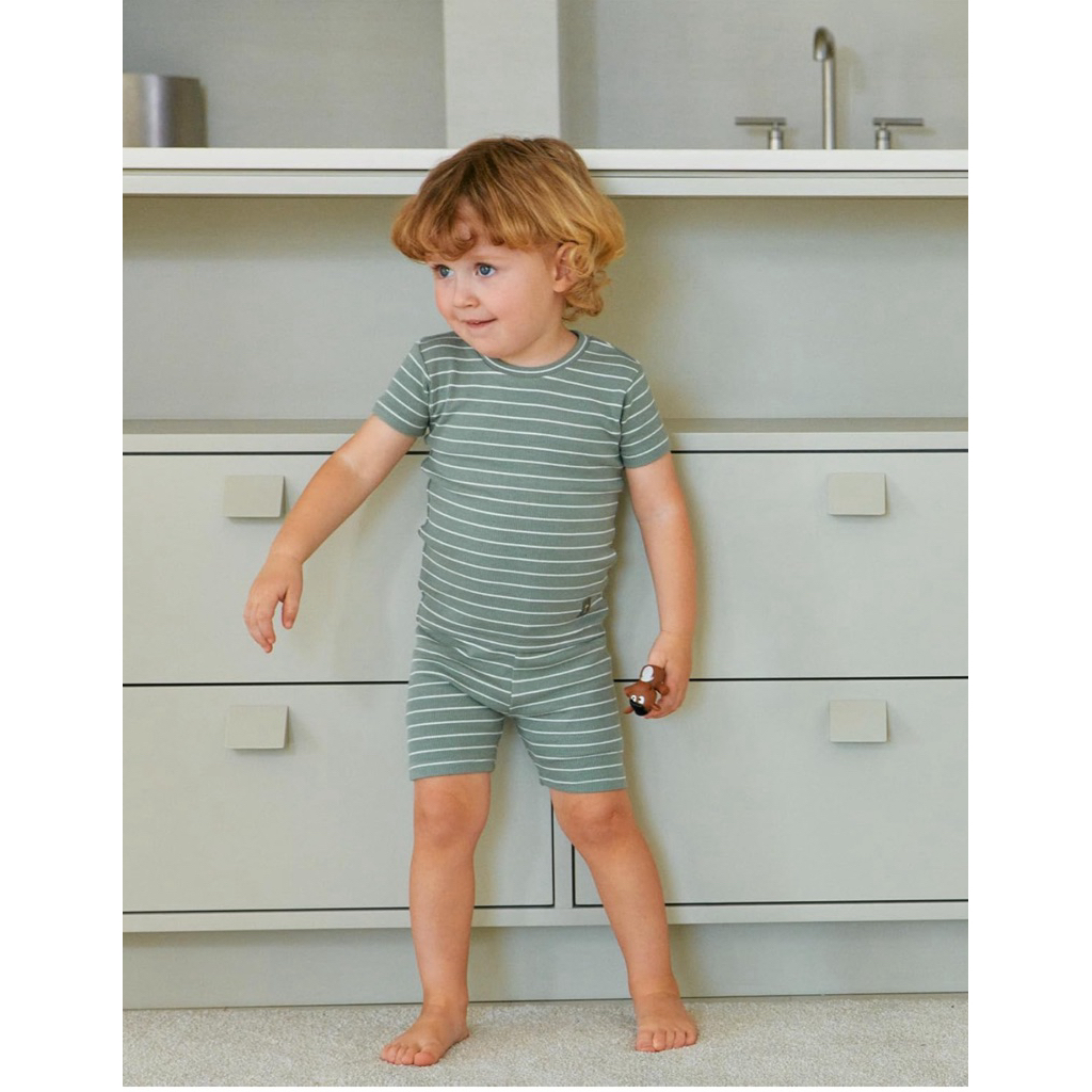 Bộ Cộc Moimoln Viscose form ôm cưng lắm (Hàng dư xịn)