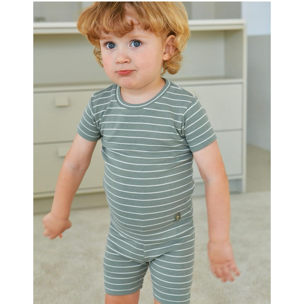 Bộ Cộc Moimoln Viscose form ôm cưng lắm (Hàng dư xịn)