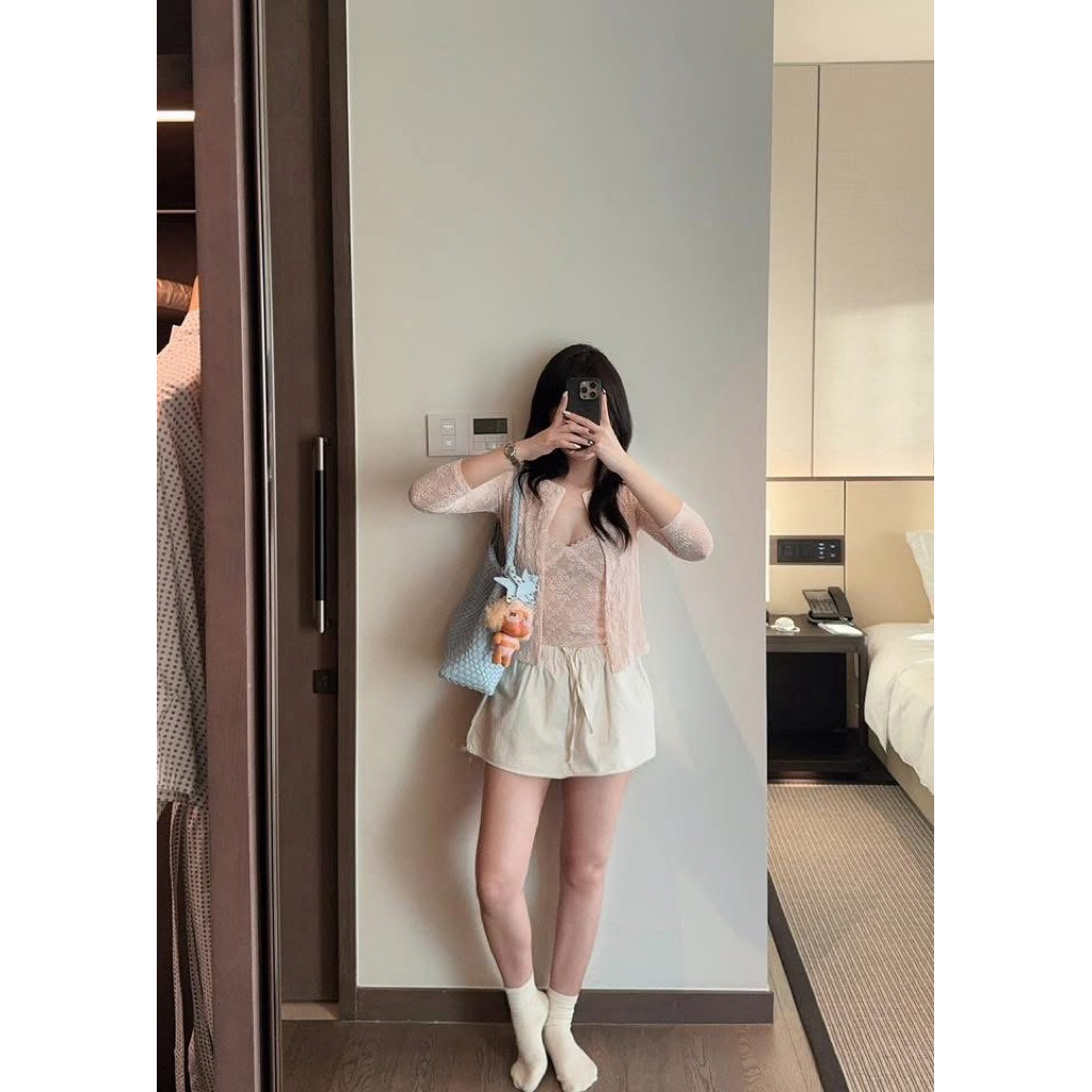 (Hàng Loại 1) Set áo 2 dây cổ V ren hoa kèm áo khoác cardigan hot trend phong cách Hàn Quốc - A6472