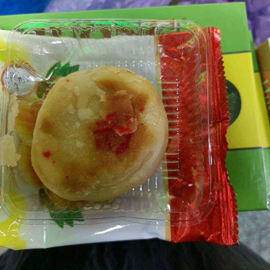 Bánh pía Hưng Thành ( 2 lòng đỏ trứng muối ) 500g