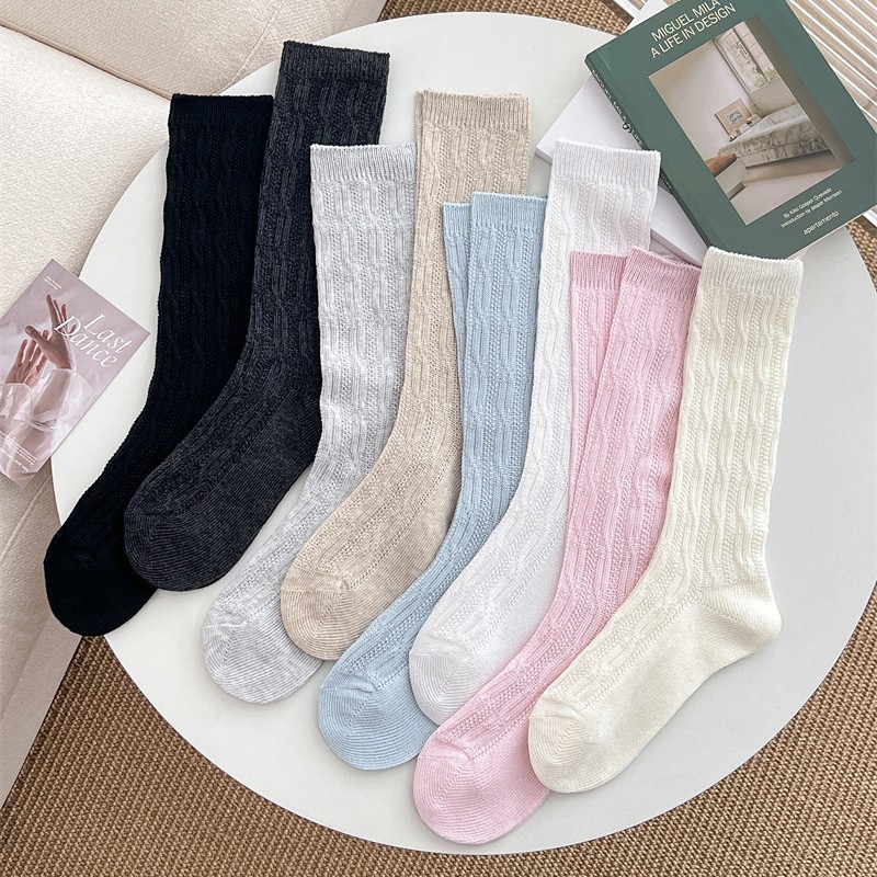 Vớ Tất nữ siêu cao cổ kiểu ren mỏng phong cách dễ thương, xinh xắn.