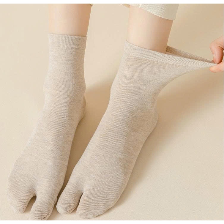 Vớ Tất xỏ ngón cổ cao Nam Nữ 5 màu phong cách trẻ trung, năng động.