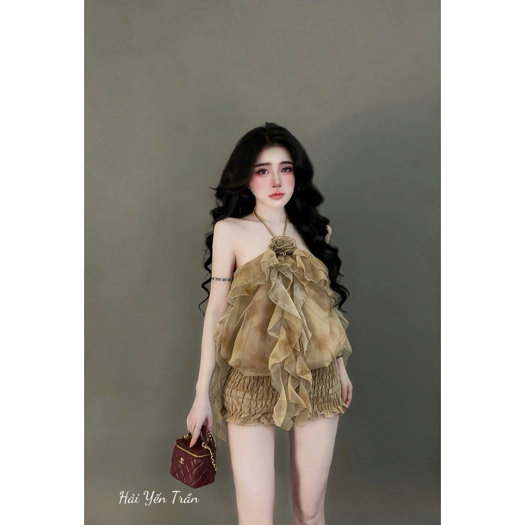 Váy yếm hoa bèo loang chạy chun fom ưng xỉu. 2 cái màu nhìn nó đã mắt😙 ( kèm quần bảo hộ )  sm