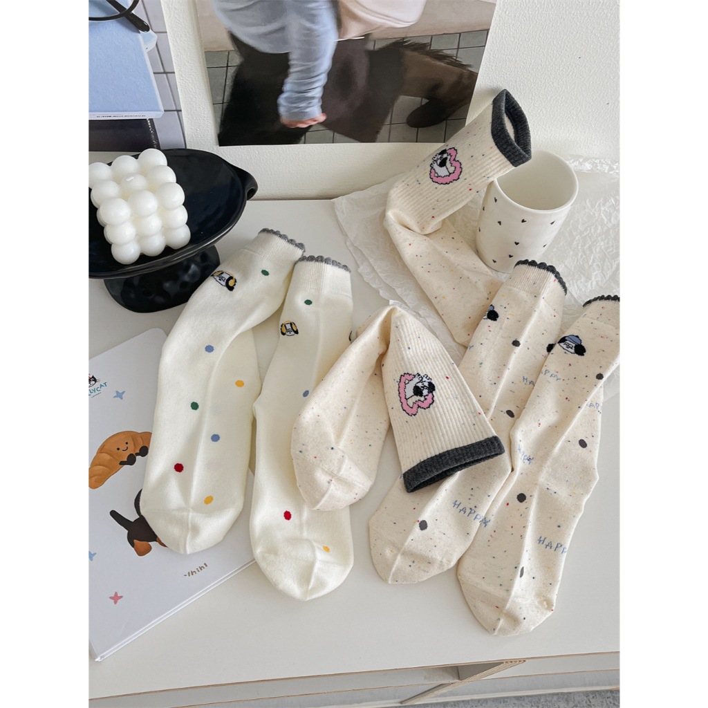 Vớ Tất họa tiết Trái Tim, Cute vẩy mực phong cách trẻ trung, năng động.