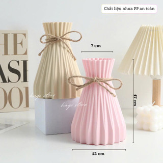 Bình hoa nhựa giả gốm dáng Origami kèm nơ, lọ hoa decor họa tiết vân sọc tối giản hiện đại