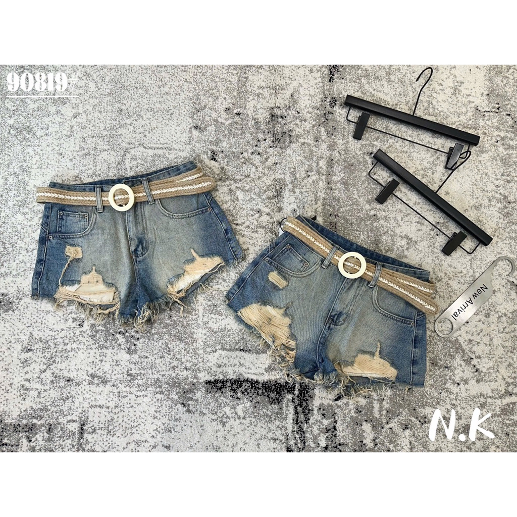 Quần Sooc Jeans lộ túi xanh ánh dơ tua gấu kèm belt siu xinh hàng QC loại 1 e về hàng‼️ • #90819 • S/M/L ✔️