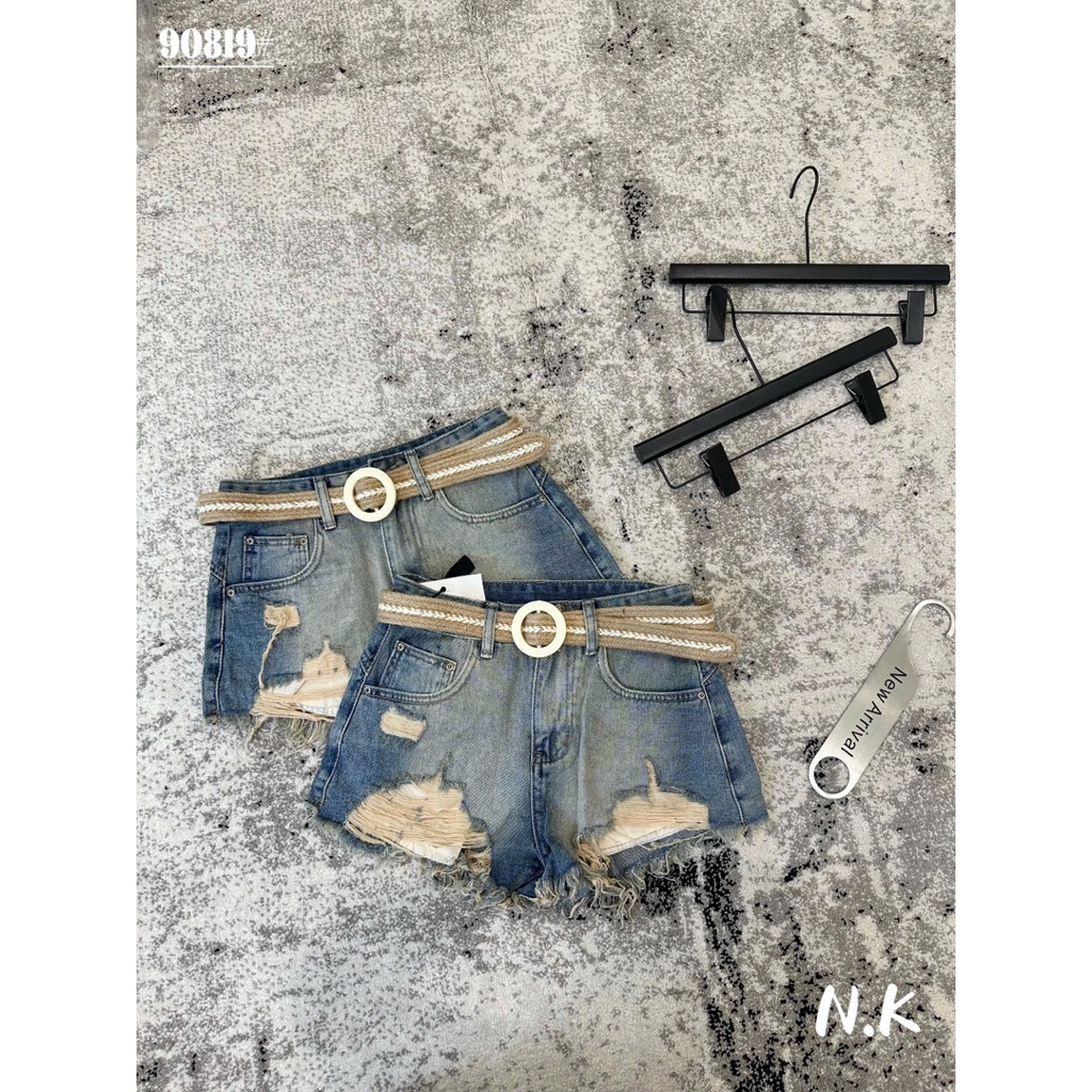 Quần Sooc Jeans lộ túi xanh ánh dơ tua gấu kèm belt siu xinh hàng QC loại 1 e về hàng‼️ • #90819 • S/M/L ✔️
