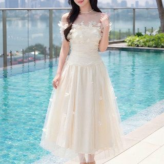 Đầm xoè trễ vai dự tiệc đính hoa rơi nhẹ nhàng MD3