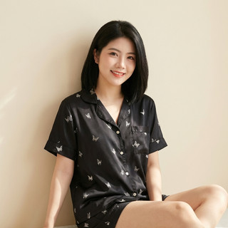 Bộ Pijama Nữ Cao Cấp Cún Đáng Yêu Lụa Cước Ánh Kim Áo Cổ Bẻ Quần Short Mát Mẻ Mặc Nhà Thời Trang