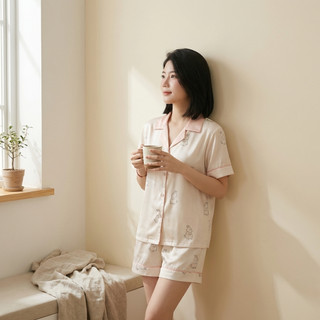 Bộ Pijama Nữ Cao Cấp Cún Đáng Yêu Lụa Cước Ánh Kim Áo Cổ Bẻ Quần Short Mát Mẻ Mặc Nhà Thời Trang