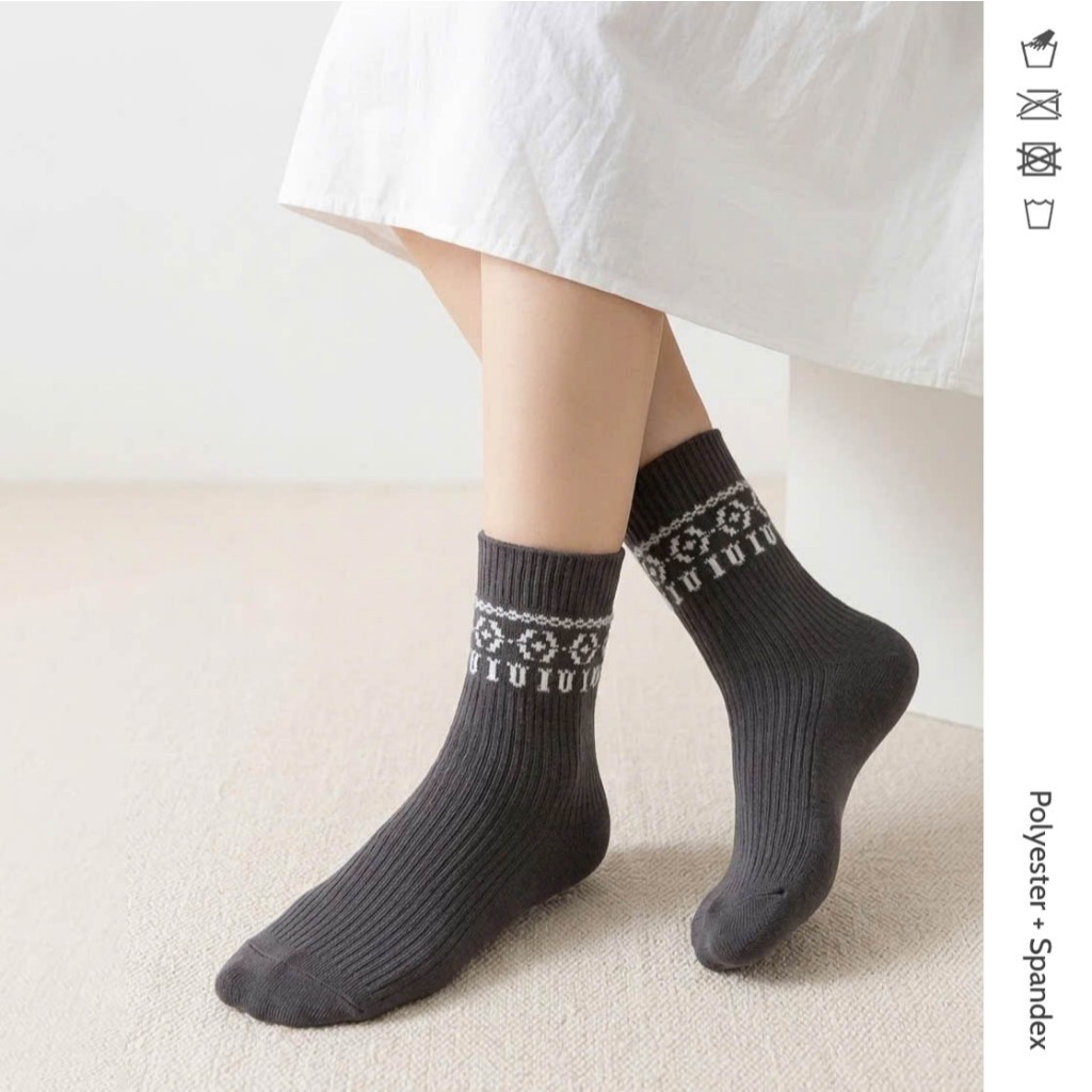 Tất cổ cao nam nữ họa tiết thổ cẩm Ins Retro, mềm mịn dày dặn phong cách học đường Hàn Quốc - Ekiu Shop