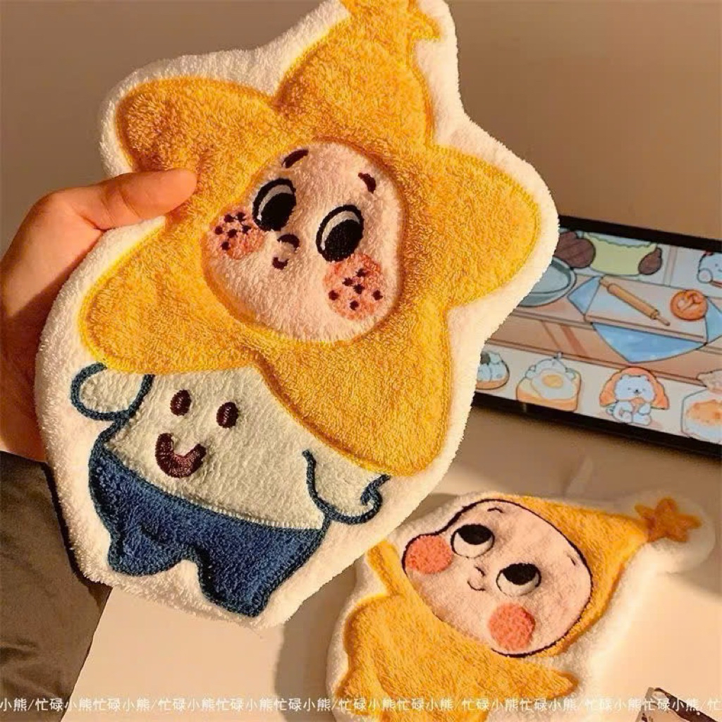 Set 2 khăn lau tay đa năng vải san hô dày dặn có dây treo