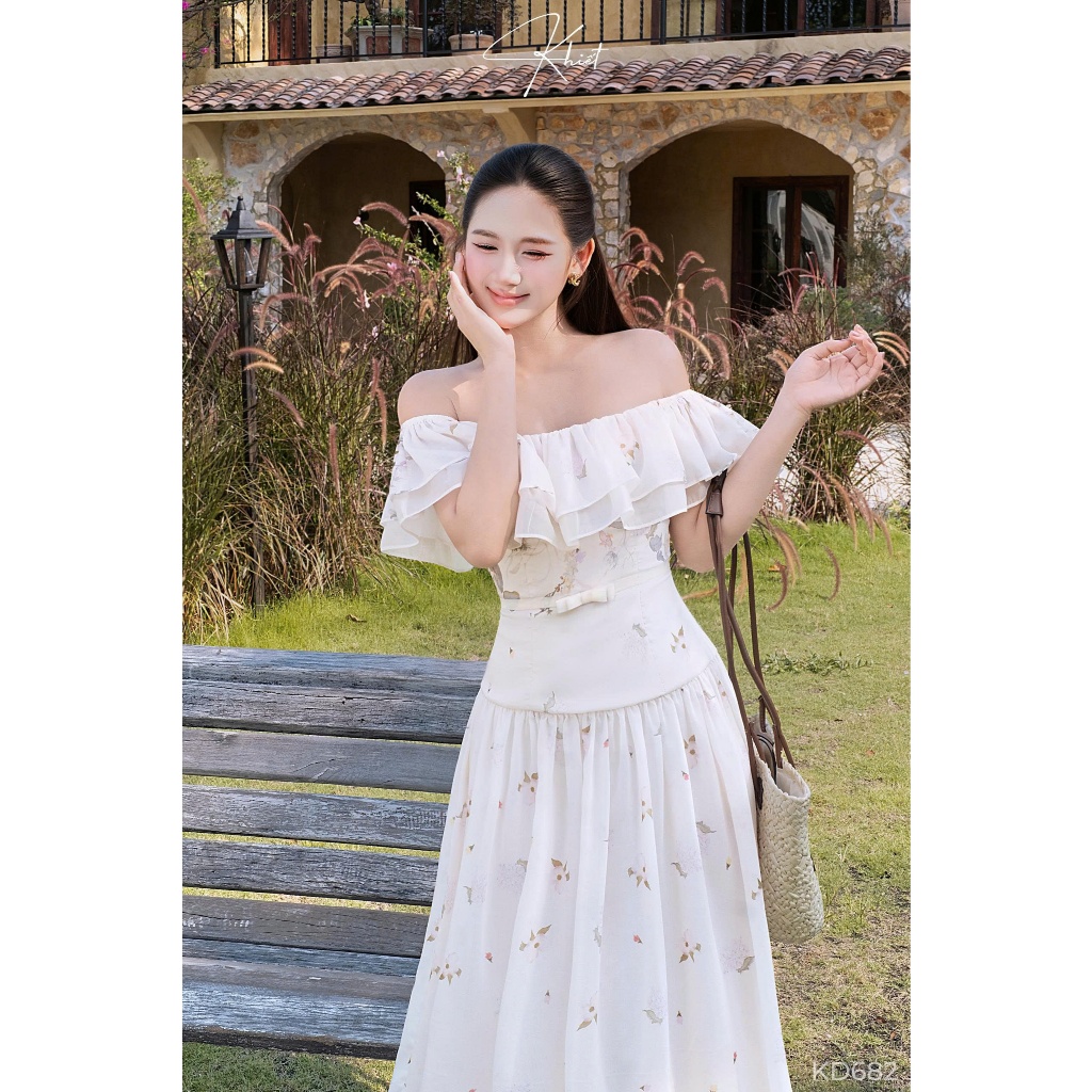 Đầm Tơ Maxi Trễ Vai Hoa Nhí Bay Bổng Phong Cách Nàng Thơ Dịu Dàng KD682