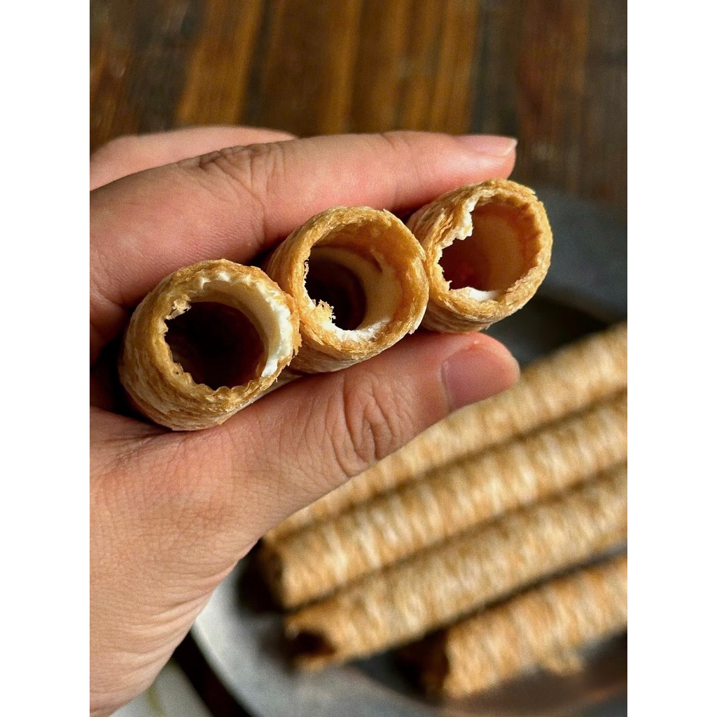 Bánh quế 2 vị sầu riêng và dừa hộp 215g siêu ngon