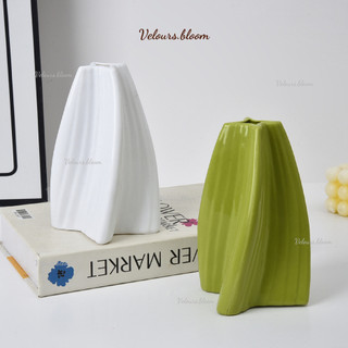 Lọ Hoa Nhựa Giả Sứ Giọt Nước Cách Điệu Velours.bloom – Bình Cắm Hoa Tối Giản Bắc Âu Decor Bàn Làm Việc Phòng Khách