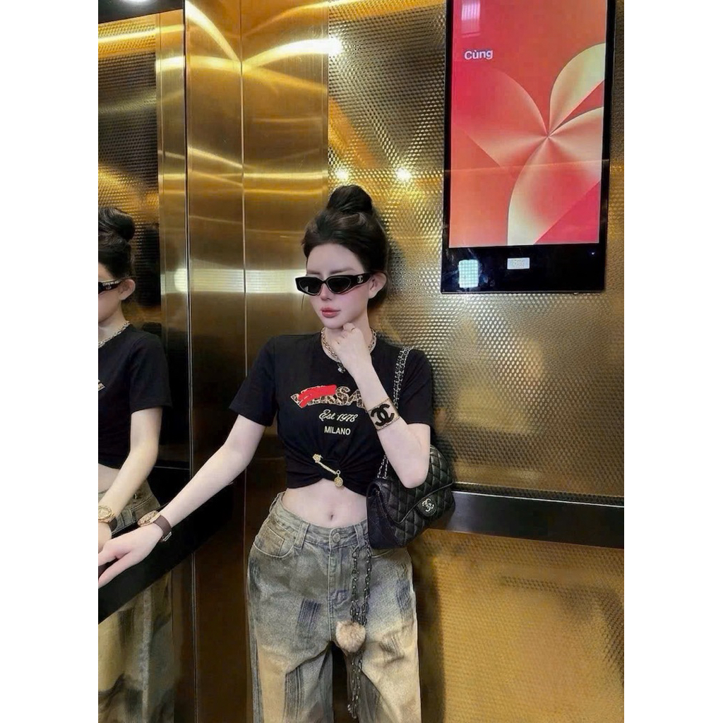Áo cộc tay dáng croptop phối chữ kèm tang mix đồ cực chất