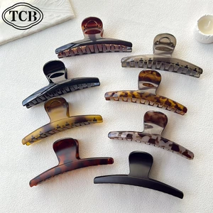 Kẹp Tóc Nữ Càng Cua Cỡ To Tối Giản Họa Tiết Đồi Mồi & Tone Màu Basic – Phụ Kiện Tóc Nữ Hiện Đại