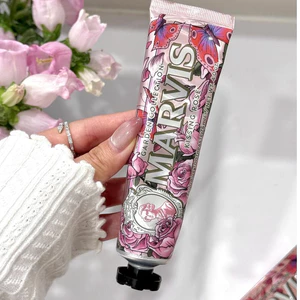 Hàng có sẵn Marvis Kissing Rose 75ml Sản phẩm nhập khẩu song hàng chất lượng chuẩn Ý