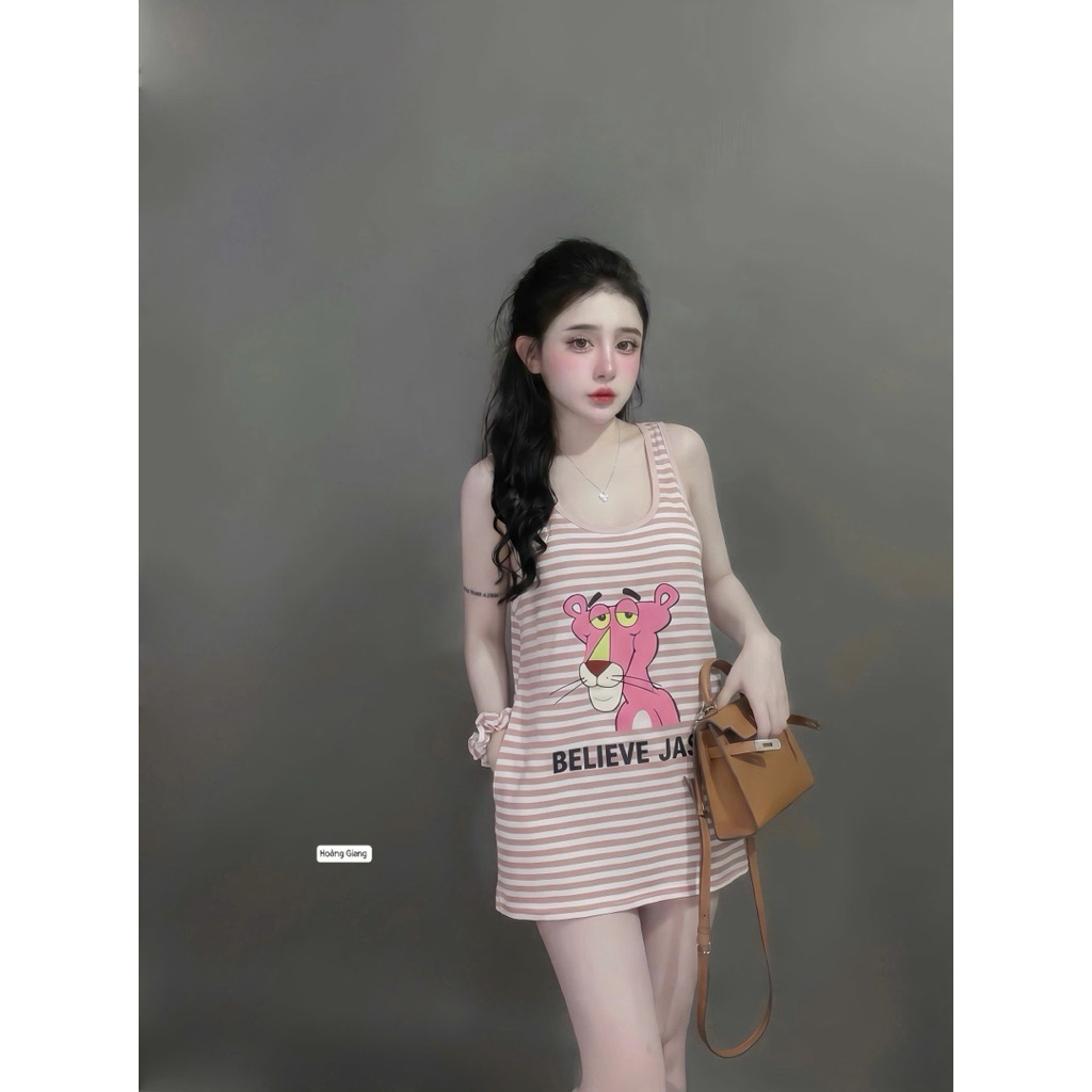 Váy ba lỗ kẻ xuông in hình báo hồng kute