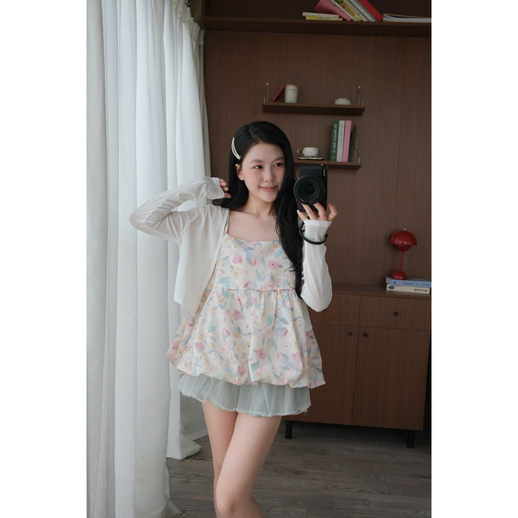 Mila Set (TSW) Set áo hai dây hoa dáng phồng kèm cardigan trắng Nữ the.sweaterweather
