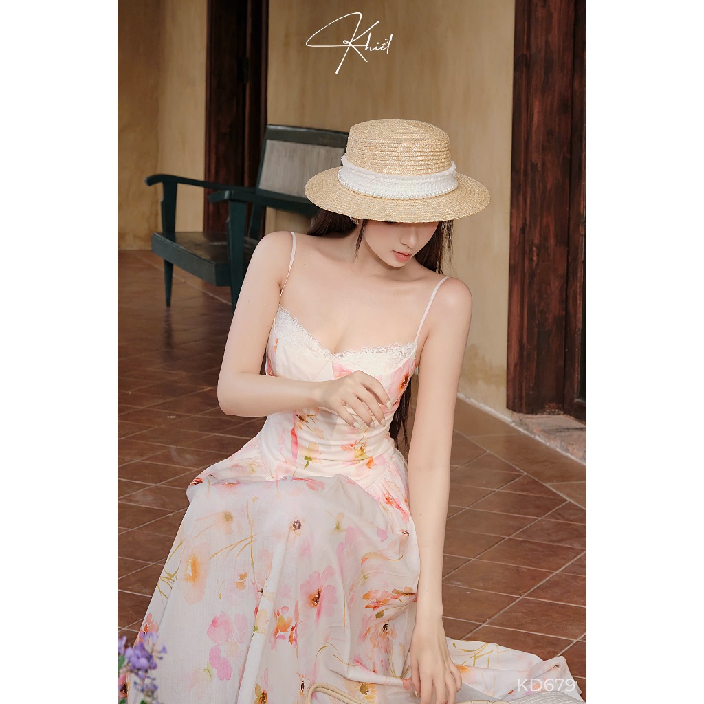 Đầm dài maxi 2 dây Khiết phối viền ren hoạ tiết tơ hoa hồng phong cách bay bổng KD679